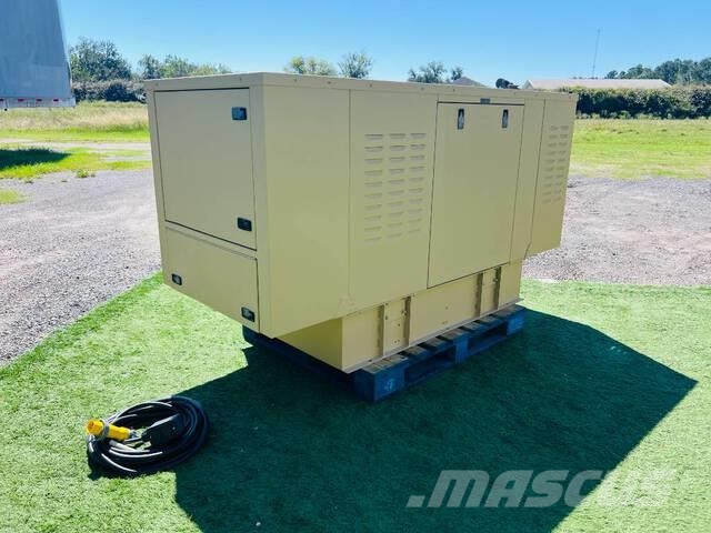 25kW Diesel Generator Set w/ Power Distribution Co مولدات ديزل