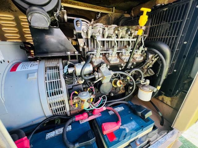 25kW Diesel Generator Set w/ Power Distribution Co مولدات ديزل