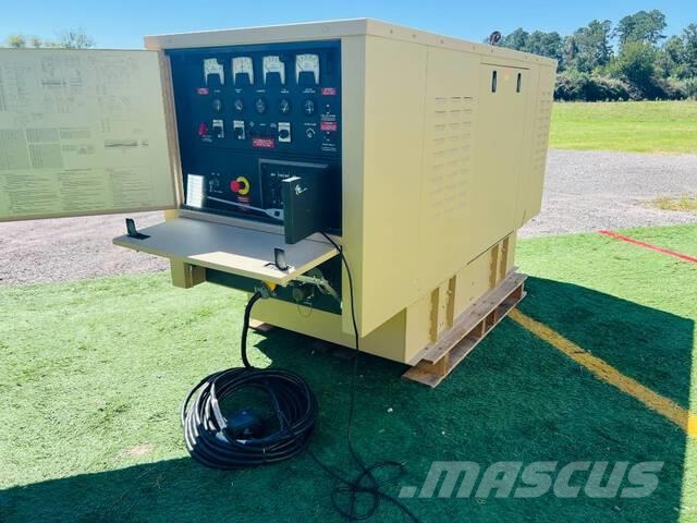 25kW Diesel Generator Set w/ Power Distribution Co مولدات ديزل