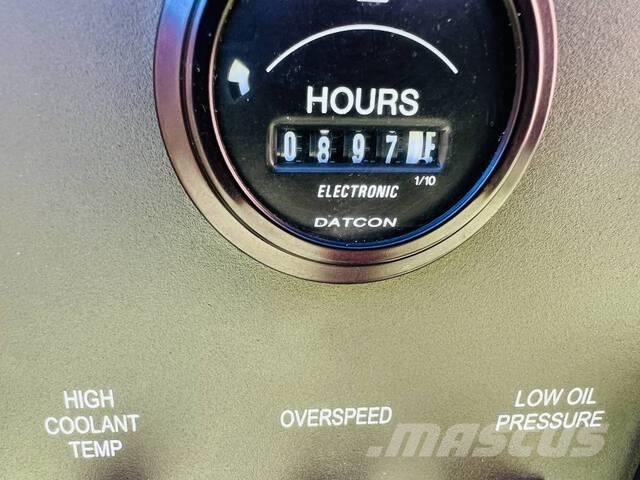  25kW Diesel Generator Set w/ Power Distribution Co مولدات ديزل