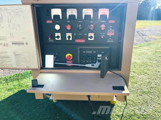  25KW Diesel Generator w/ Power Distribution Cords Būvniecība- Citi