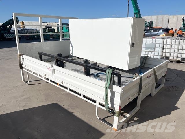 3.6 m Steel Flat Top Truck Tray Építőipar - Egyebek