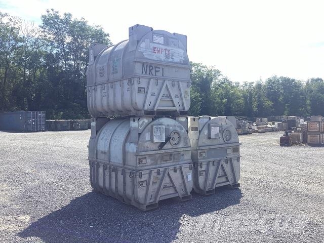  (3) Assorted 370E001 Shipping & Storage Containers Opslag containers
