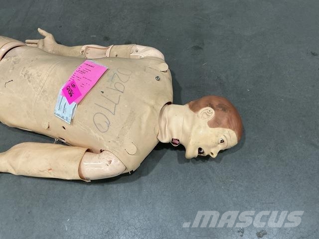  (3) Training Simulator Manakins معدات البناء - غير ذلك