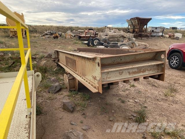  4 ft 3 in x 20 ft 5 in Aggregate Feeder Feeders