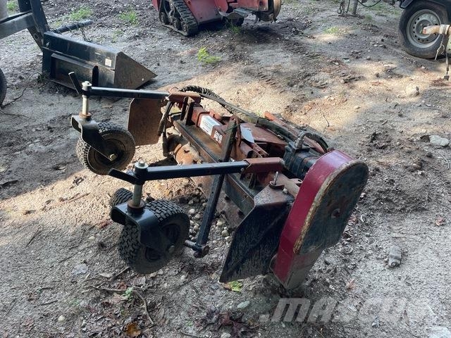 48 in Mini Skid Steer Power Rake Строителство - Други