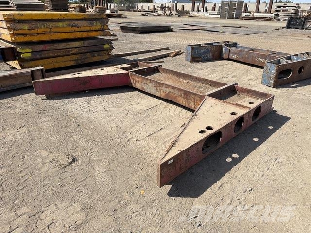 5 ft SD Bolted Arch Spreader Base Shoring System Construction - Autres