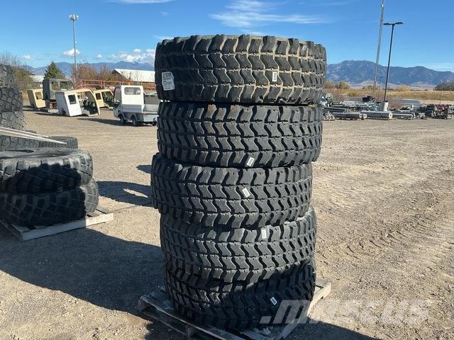  (5) Goodyear 395/85R20 Tires Andet tilbehør
