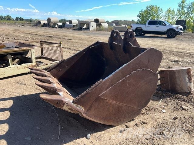  70 in Excavator Bucket - Fits Cat 338 その他部品