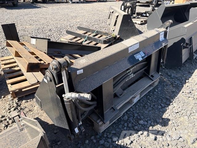 71 in Multi-Purpose Skid Steer Bucket (Unused) Žlice
