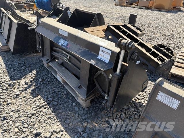 71 in Multi-Purpose Skid Steer Bucket (Unused) Žlice