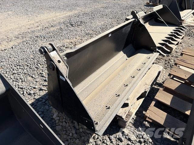 71 in Multi-Purpose Skid Steer Bucket (Unused) Žlice