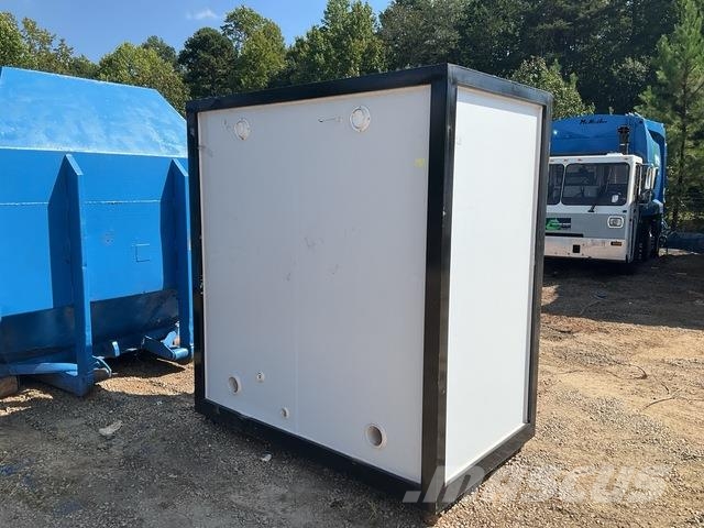  79 in x 47 in 2 Person Skid-Mounted Portable Toile Barracas de construcción