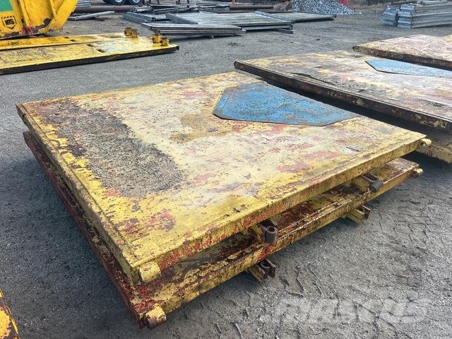 8 ft x 8 ft (4 in Wall) Trench Shield Drilling equipment accessories and spare parts