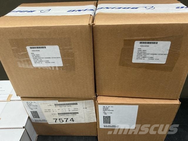  (9) 406790-2 Bracket Assemblies معدات النقل - غير ذلك