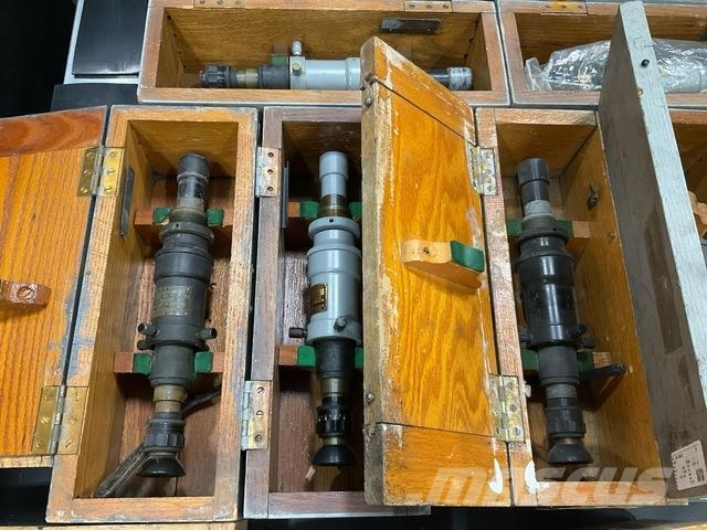  (9) Assorted Telescopes Andet tilbehør