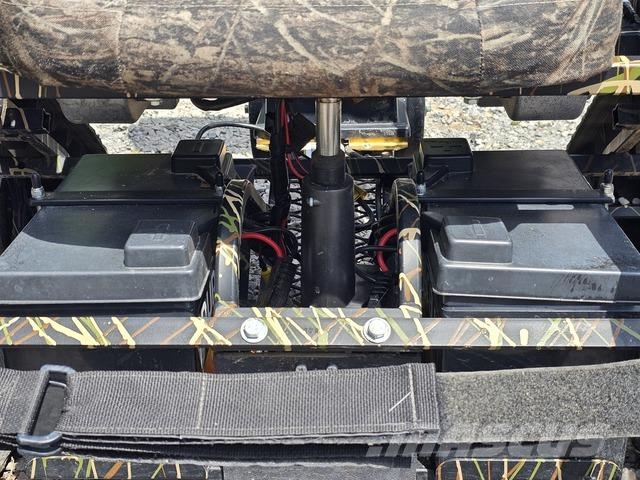 Action Track Chair Quad
