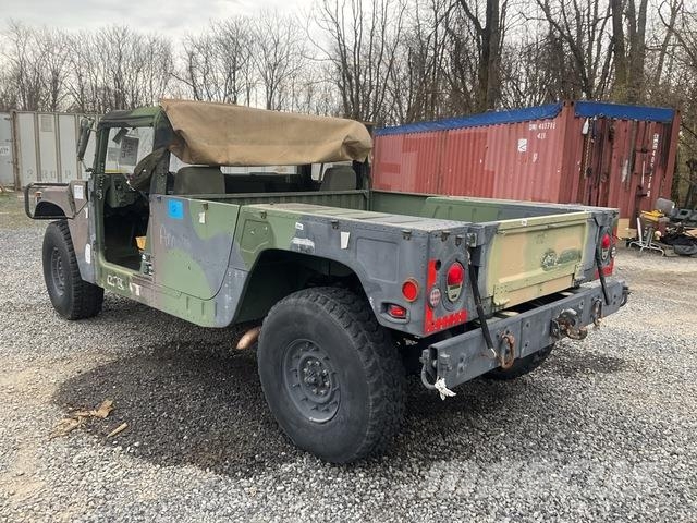 AM General 1097A2 Pick up/Platou