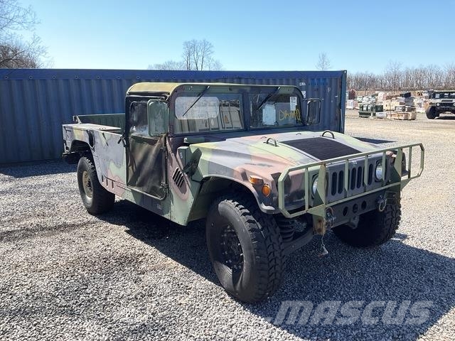 AM General M1097 Pick up/Dropside