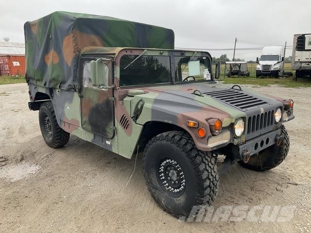 AM General M1097 Flakbilar/Pickuper