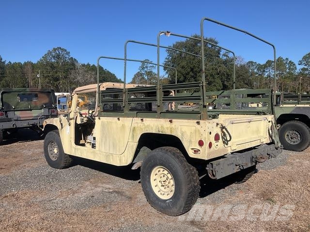 AM General M1097 Lava-autot
