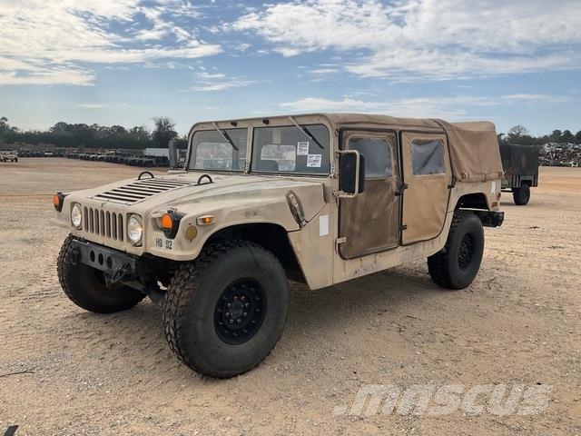 AM General M1097A1 Furgonetas caja abierta