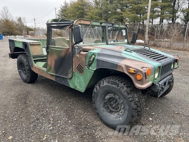 AM General M1097A2 Pick up/Dropside