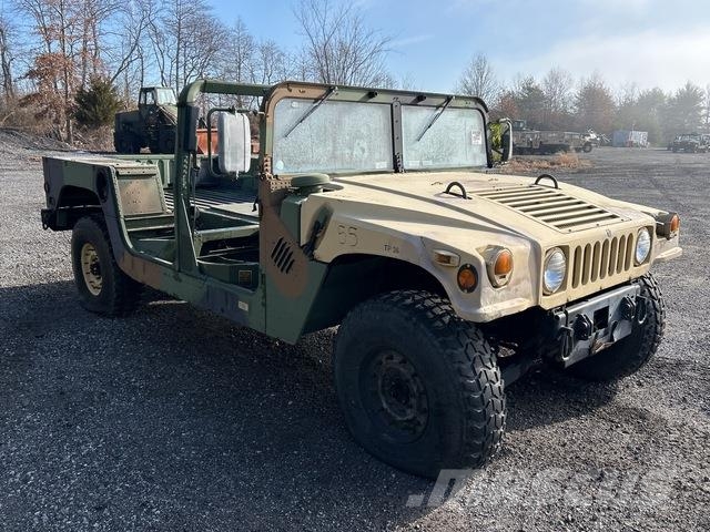 AM General M1097A2 Pick up/Dropside