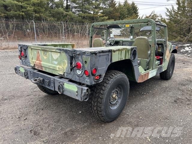 AM General M1097A2 Pickup/Sideaflæsning