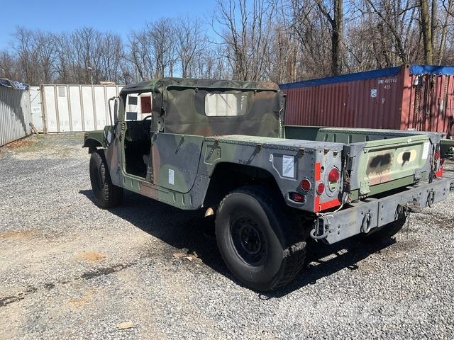 AM General M1097A2 Furgonetas caja abierta