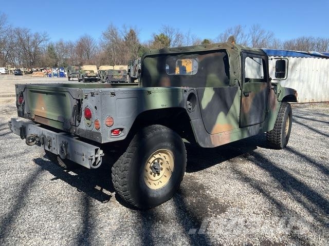 AM General M1097A2 Furgonetas caja abierta