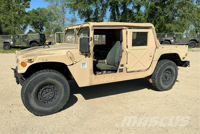 AM General M1097A2 Pick up/Dropside
