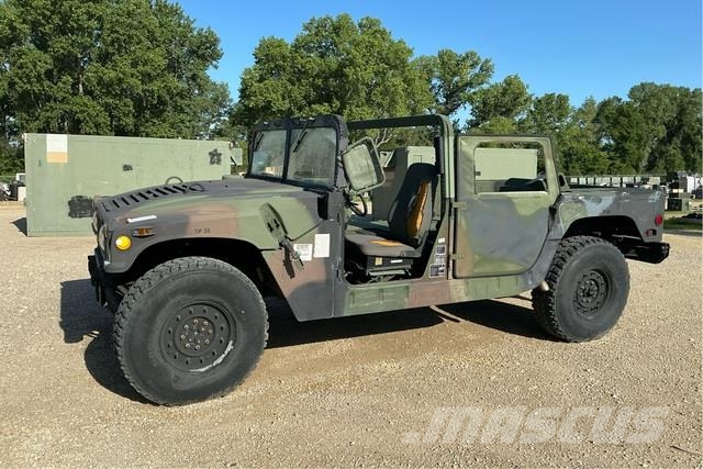 AM General M1097A2 Бортовые фургоны