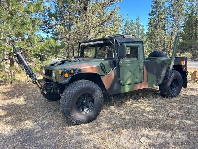 AM General M1097A2 Pik up kamioni