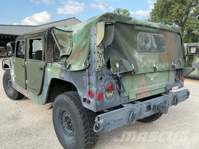 AM General M1097A2 Pik up kamioni