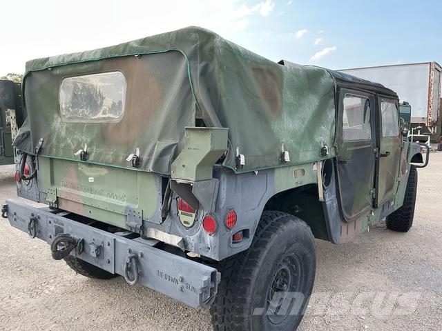 AM General M1097A2 Pik up kamioni
