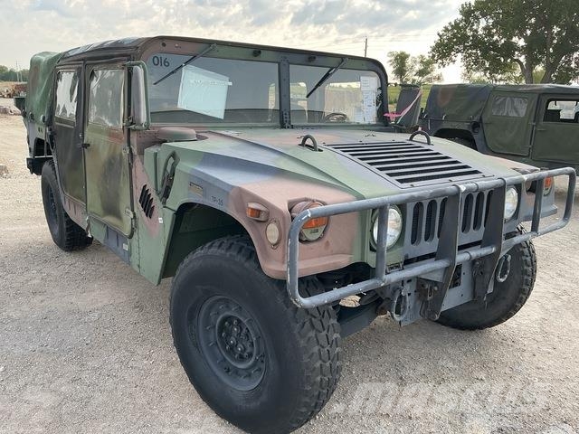 AM General M1097A2 Pik up kamioni