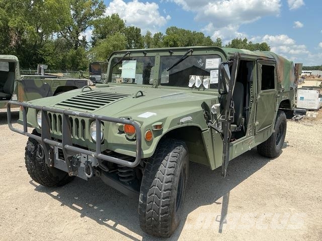 AM General M1097A2 Kis teherszállító/Platós kocsi