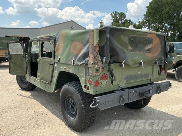 AM General M1097A2 Kis teherszállító/Platós kocsi