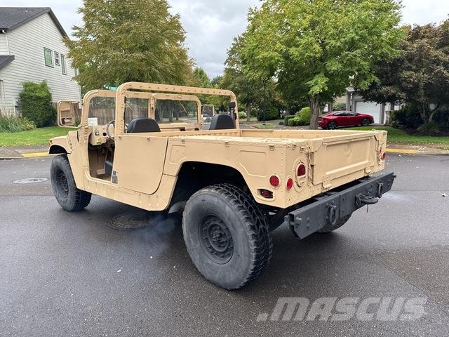 AM General M1097A2 Furgonetas caja abierta