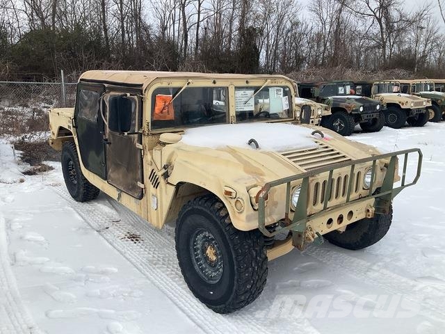 AM General M1097R1 Pikapai / Bortiniai sunkvežimiai