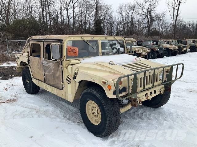AM General M1097R1 Pikapai / Bortiniai sunkvežimiai