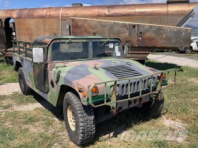 AM General M1097R1 Pick up/Dropside