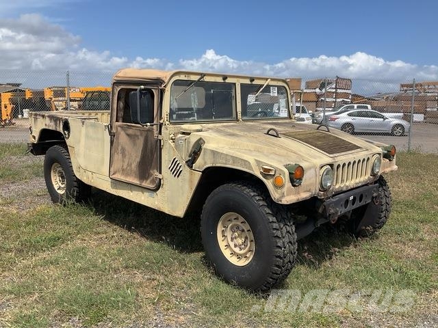 AM General M1097R1 Prekucniki