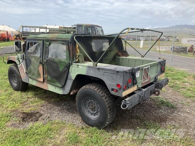 AM General M1097R1 Pickup/Pritschenwagen