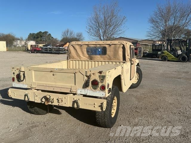 AM General M1097R1 Kis teherszállító/Platós kocsi