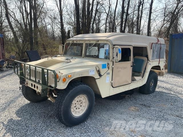AM General M1097R1 Kis teherszállító/Platós kocsi