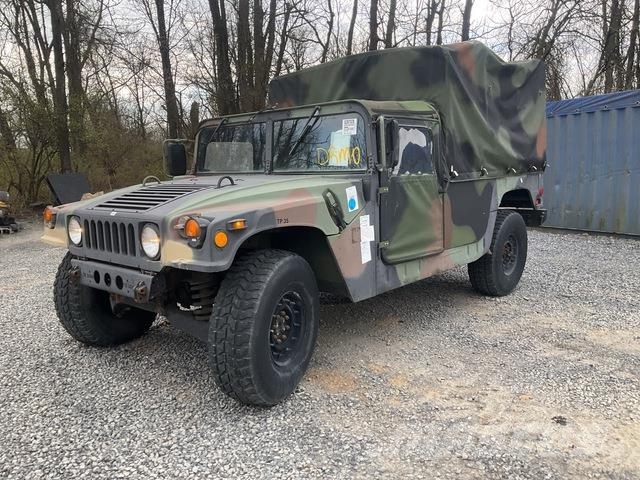 AM General M1097R1 Pikapai / Bortiniai sunkvežimiai