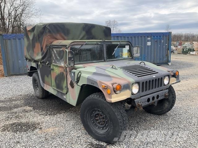 AM General M1097R1 Pikapai / Bortiniai sunkvežimiai