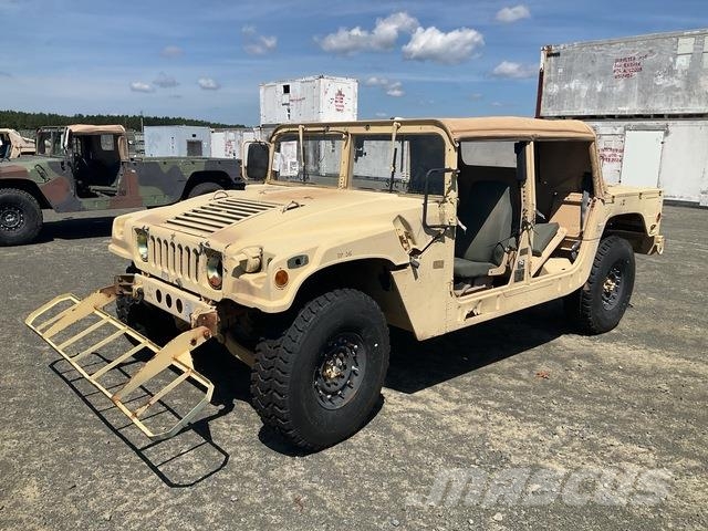 AM General M1097R1 Pickup/Pritschenwagen